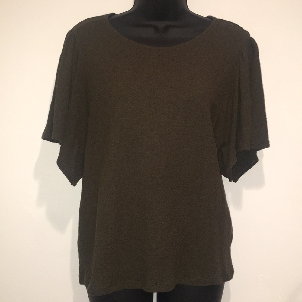 OLIVE GREEN TOP WITH FLUTTER SLEEVES